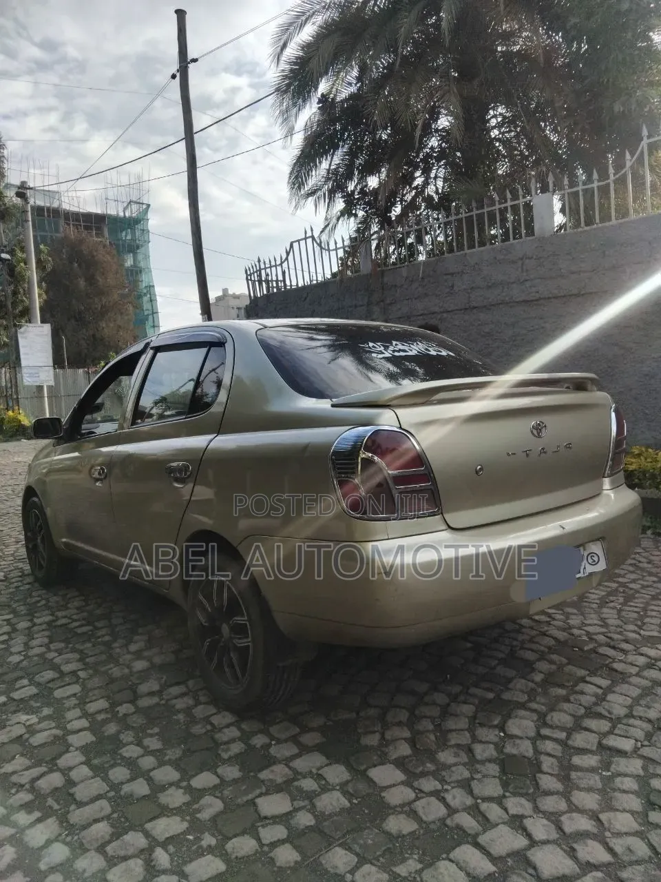 Toyota Platz 2001