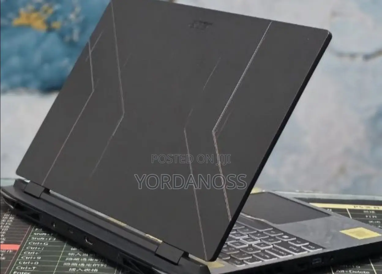 New Laptop Acer Nitro V 15 16GB Intel Core i9 SSD 512GB