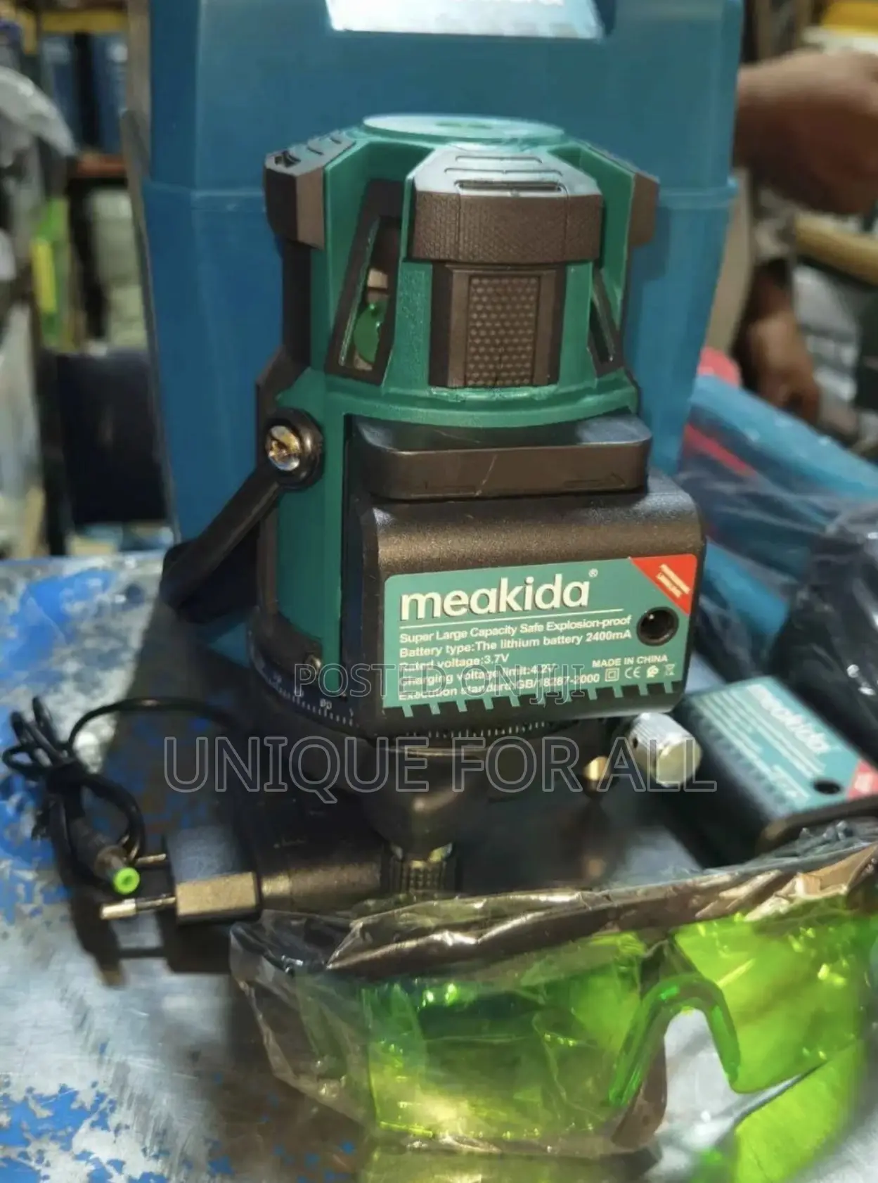 ማኪዳ 360°ሌዘርቭል ከነ እስታንዱ Meakida 360° Laser Level