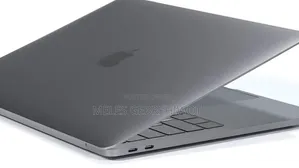Laptop Apple MacBook 2019 8GB Intel Core i9 SSD 128GB