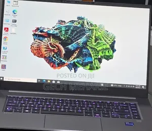 New Laptop HP ZBook Studio G8 32GB Intel Core i9 SSD 512GB