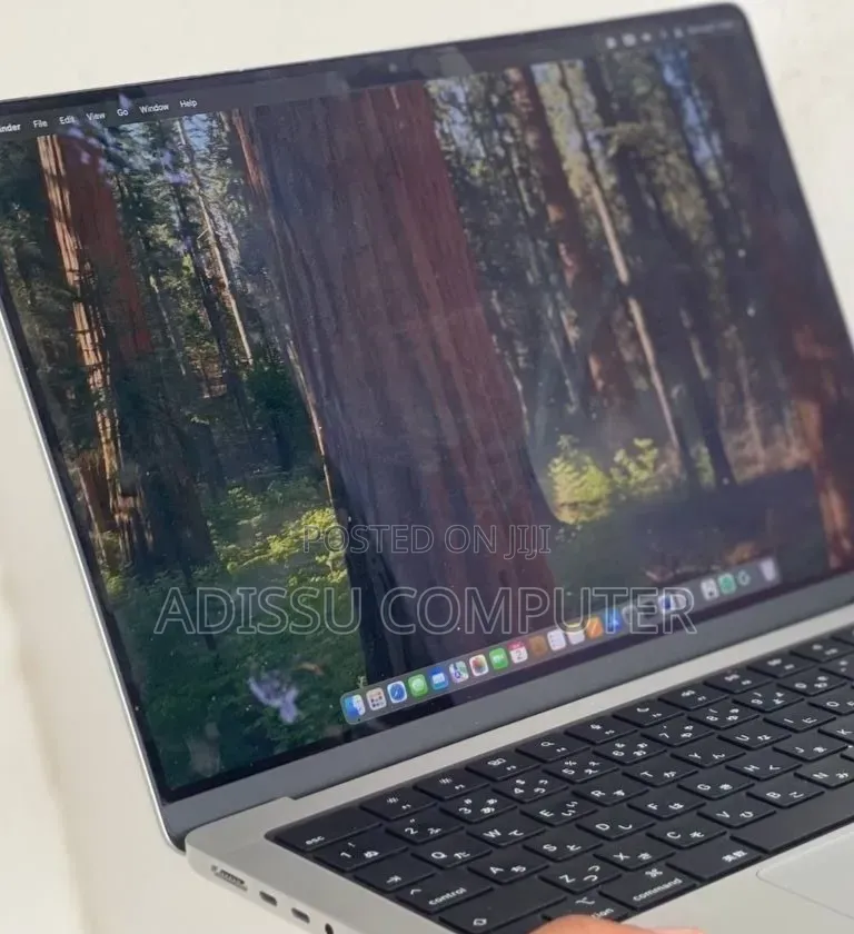 New Laptop Apple MacBook Air 2025 M4 16GB Apple M4 Pro SSD 512GB