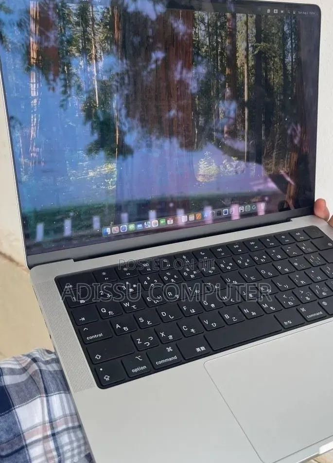 New Laptop Apple MacBook Air 2025 M4 16GB Apple M4 Pro SSD 512GB