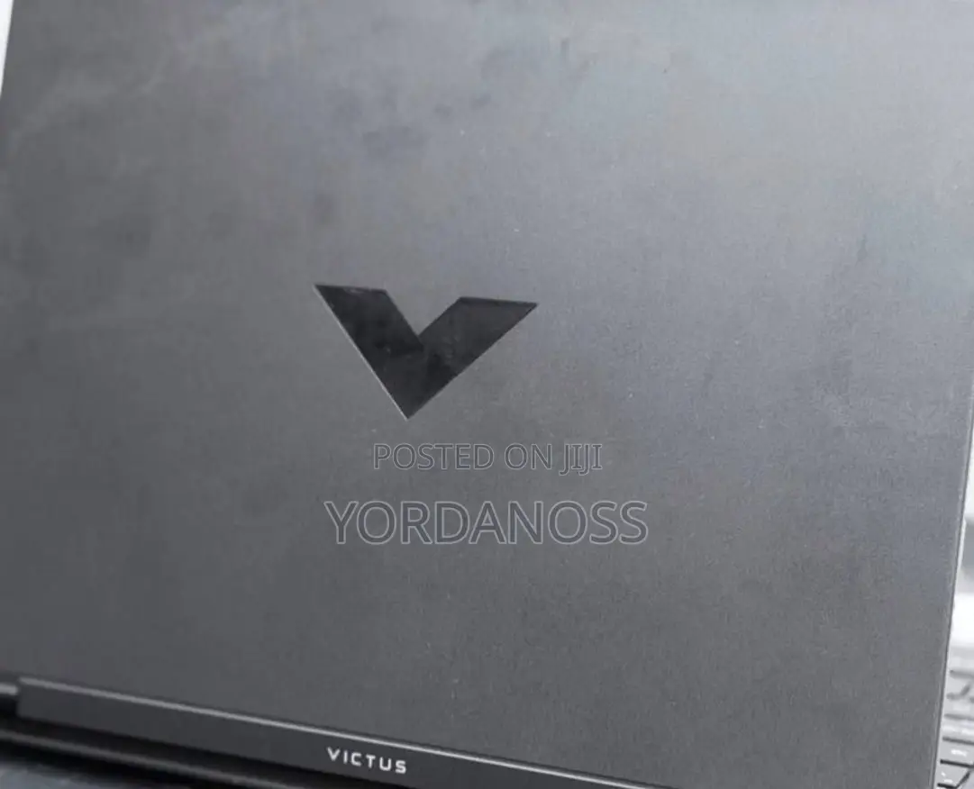 New Laptop HP Victus 16 16GB AMD Ryzen 5 SSD 512GB