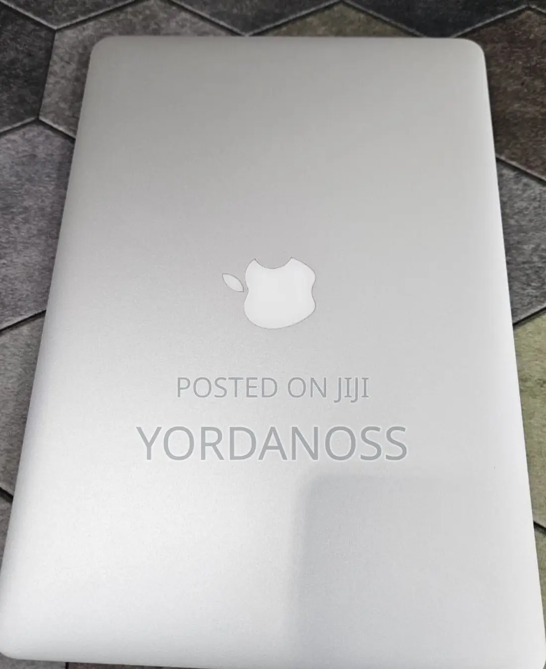 New Laptop Apple MacBook Air 2017 8GB Intel Core i5 SSD 256GB