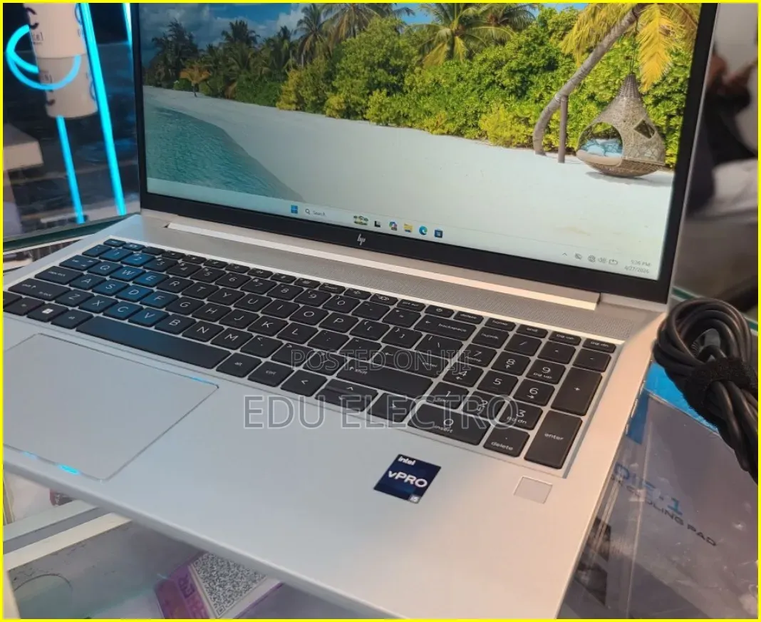 New Laptop HP EliteBook 840 G9 16GB Intel Core i5 SSD 512GB
