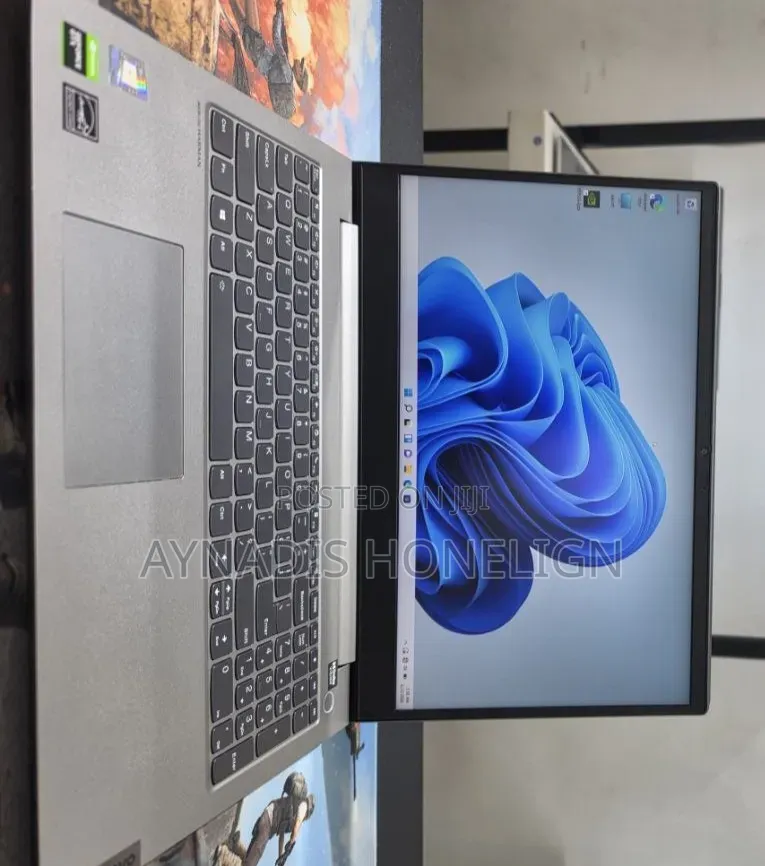 New Laptop Lenovo ThinkBook 13 16GB Intel Core i5 SSD 512GB