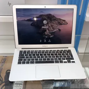 New Laptop Apple MacBook 8GB Intel Core i5 SSD 128GB