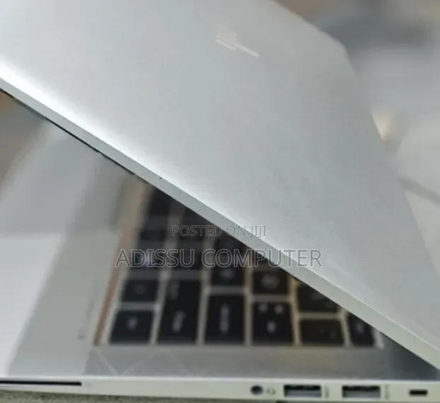 New Laptop HP EliteBook 840 G8 16GB Intel Core i5 SSD 512GB