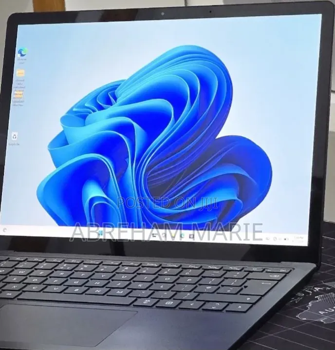 New Laptop Microsoft Surface Laptop 4 16GB Intel Core i7 SSD 512GB