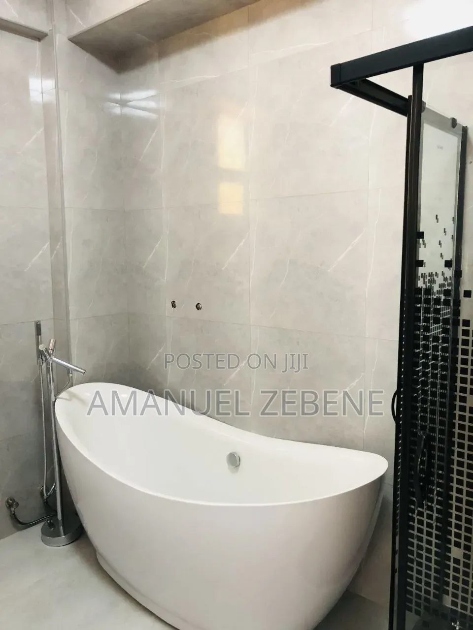 Furnished 5bdrm House in Bole for sale