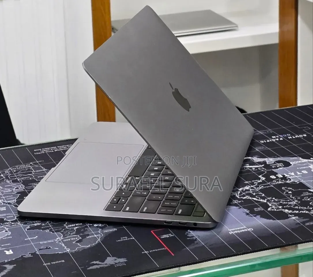 New Laptop Apple MacBook Pro 2019 16GB Intel Core i7 SSD 1T