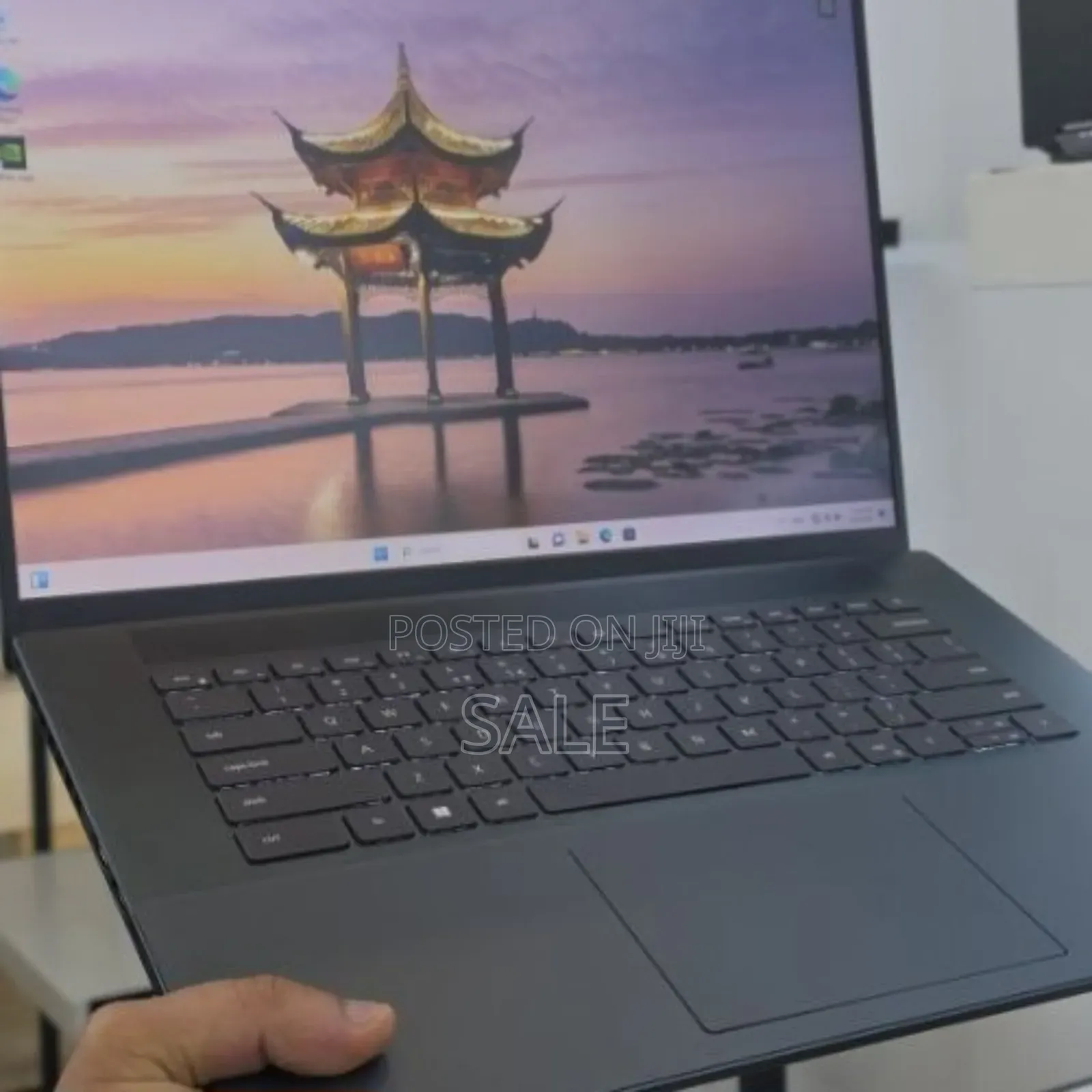 New Laptop Dell XPS 15 16GB Intel Core i7 SSD 512GB