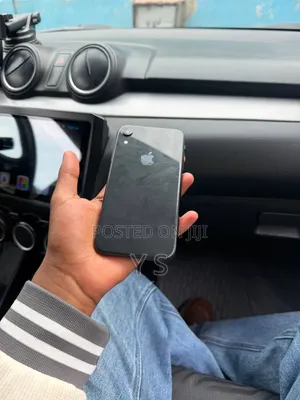 Apple iPhone XR 64 GB Black