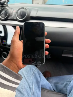Apple iPhone XR 64 GB Black