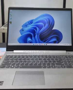 New Laptop Lenovo ThinkPad X1 Yoga 16GB Intel Core i5 SSD 512GB