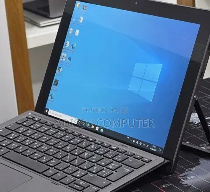 New Laptop HP X2 8GB Intel Core i5 SSD 512GB