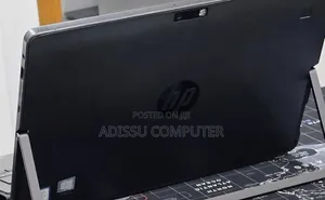 New Laptop HP X2 8GB Intel Core i5 SSD 512GB
