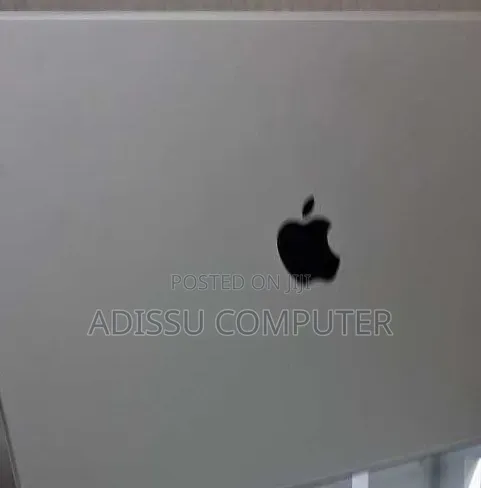 New Laptop Apple MacBook Pro 2021 M1 32GB Apple M1 Pro SSD 512GB
