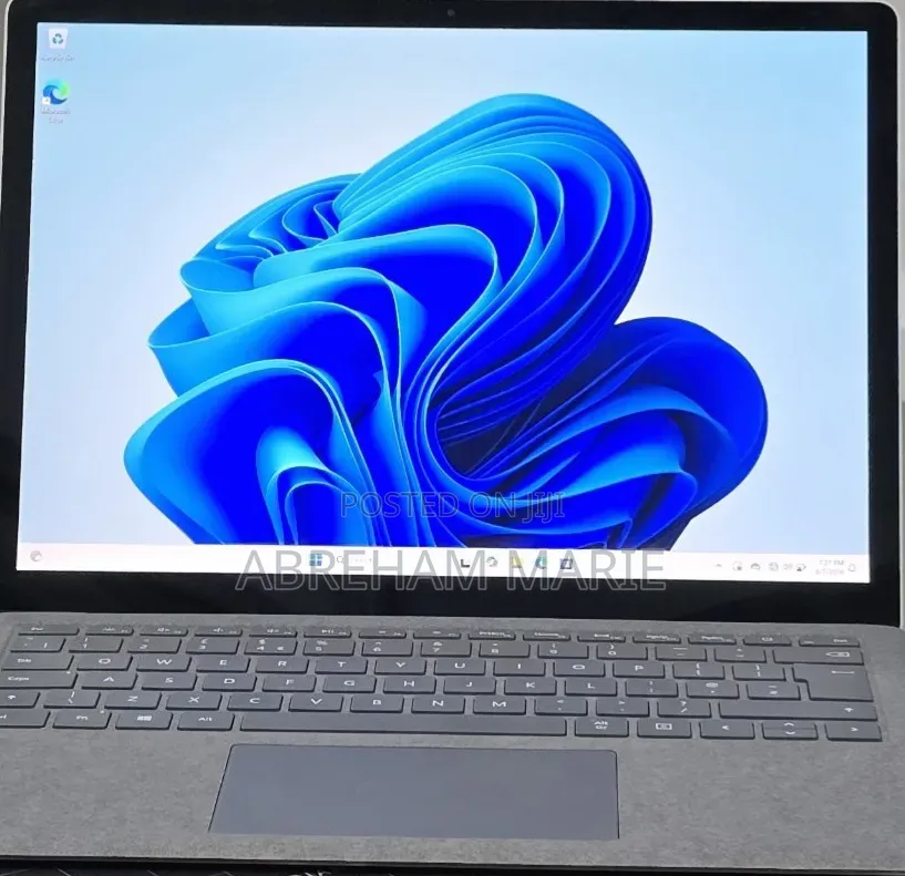 New Laptop Microsoft Surface Laptop 3 16GB Intel Core i5 SSD 512GB