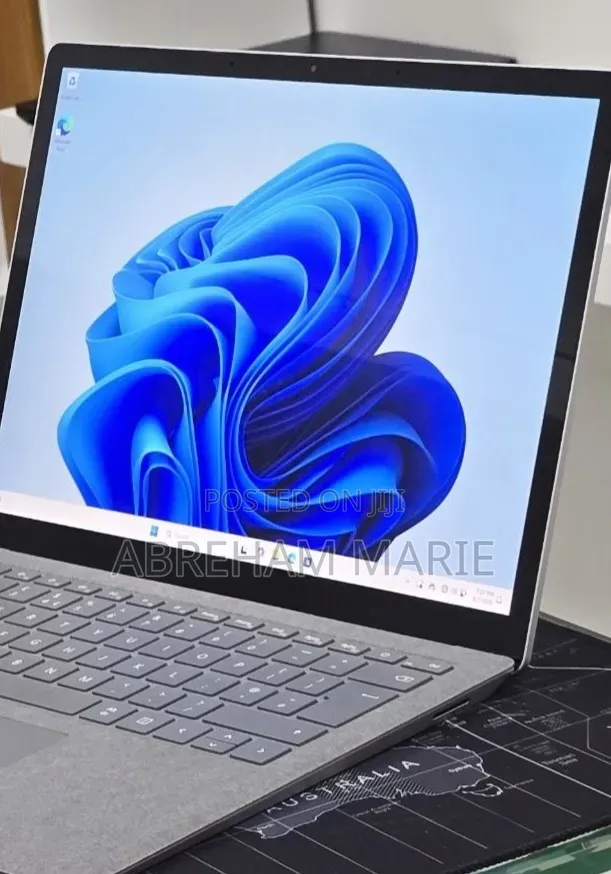 New Laptop Microsoft Surface Laptop 3 16GB Intel Core i5 SSD 512GB