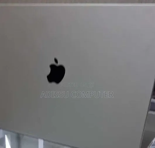 New Laptop Apple MacBook Pro 2021 M1 32GB Apple M1 Pro SSD 512GB