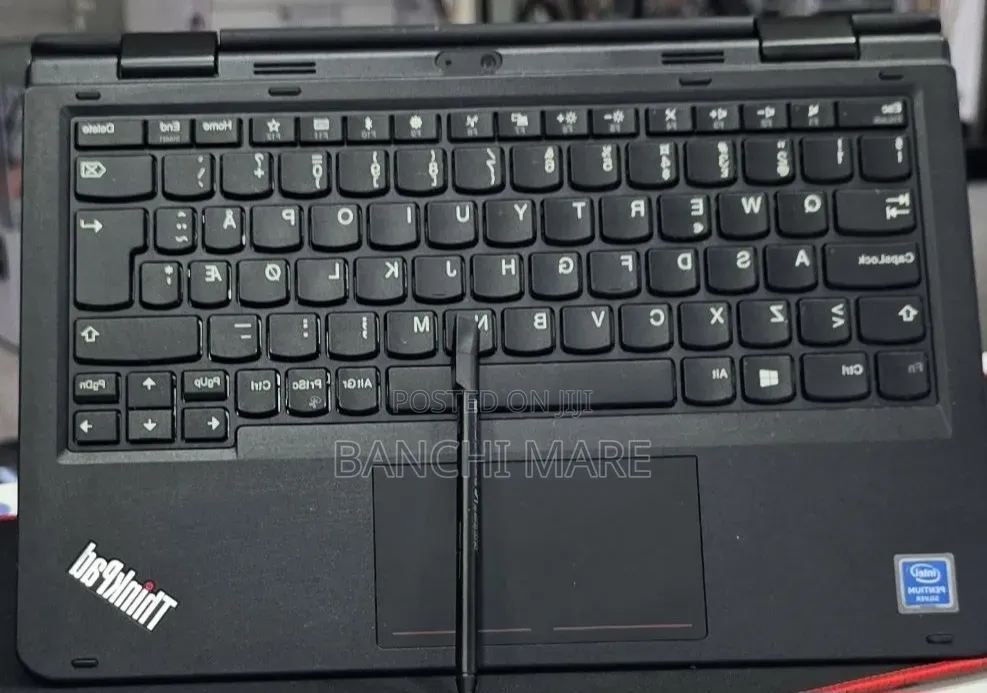 New Laptop Lenovo Yoga 11e 4GB Intel Core i5 SSD 128GB