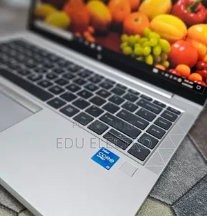 New Laptop HP EliteBook 830 G8 8GB Intel Core i5 SSD 256GB
