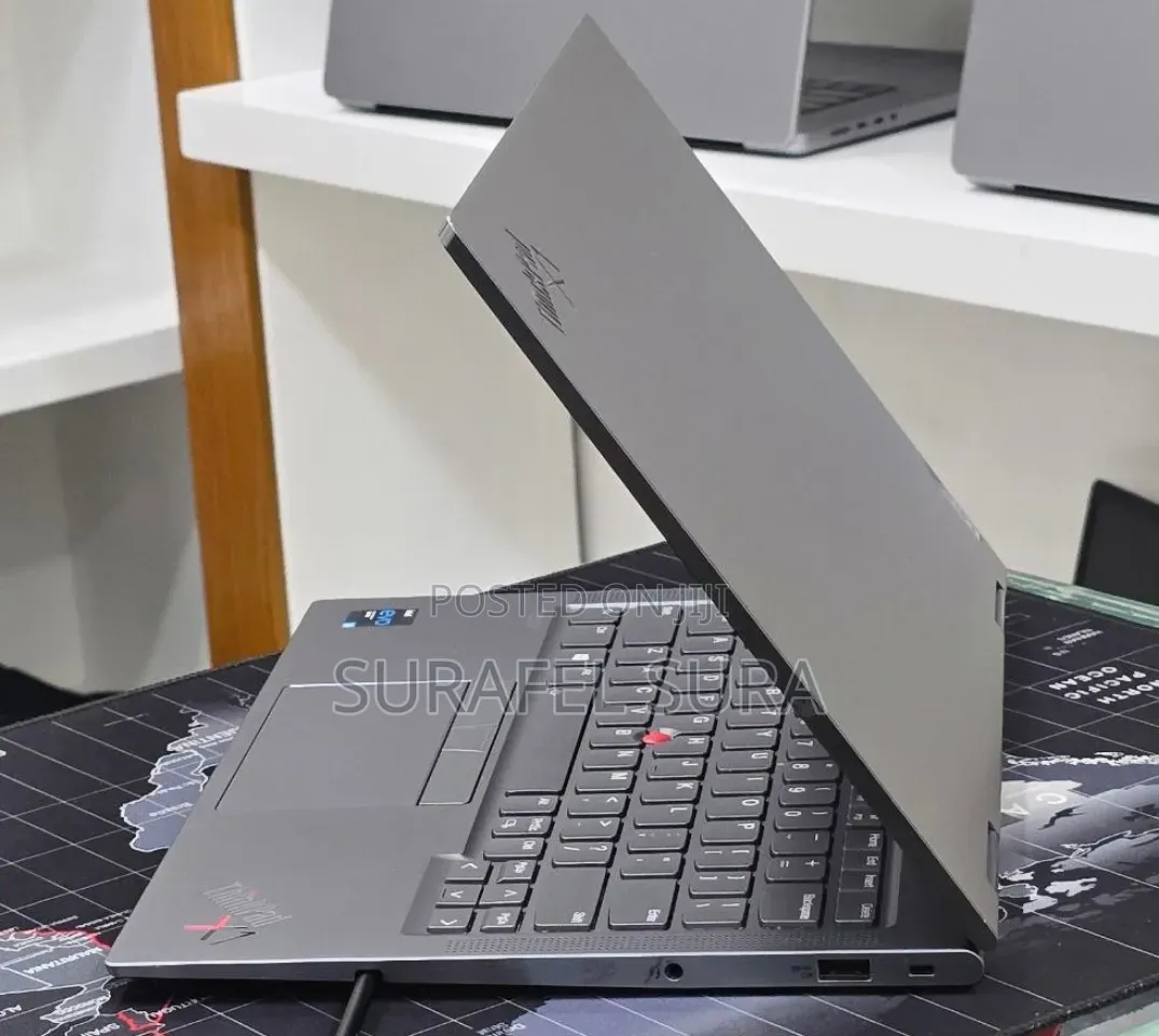 New Laptop Lenovo ThinkPad X1 Yoga 16GB Intel Core i5 SSD 512GB