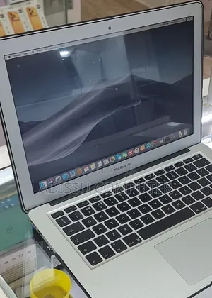 New Laptop Apple MacBook Air 2013 4GB Intel Core i5 SSD 128GB