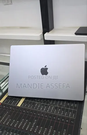 New Laptop Apple MacBook Pro 2021 M1 Max 32GB Apple M1 Max SSD 1T