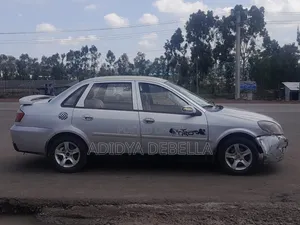 Lifan 520 2010 Silver