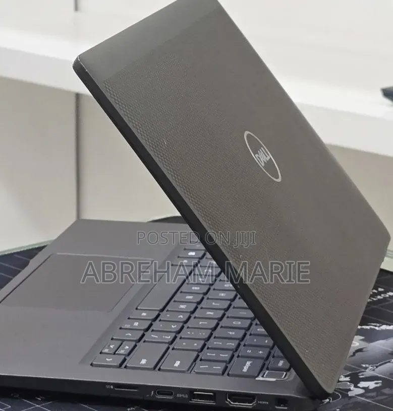 New Laptop Dell Latitude 7420 16GB Intel Core i5 SSD 512GB