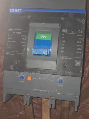 Chint NXM-1250s/3300t 1250a 3p ብሬከር አለኝ