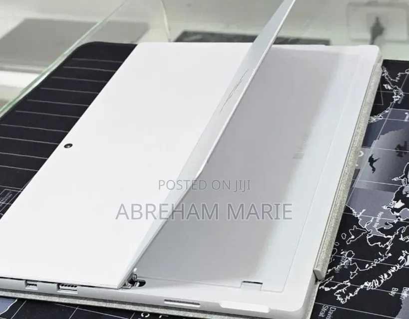New Laptop Microsoft Surface Pro 6 8GB Intel Core i5 SSD 256GB