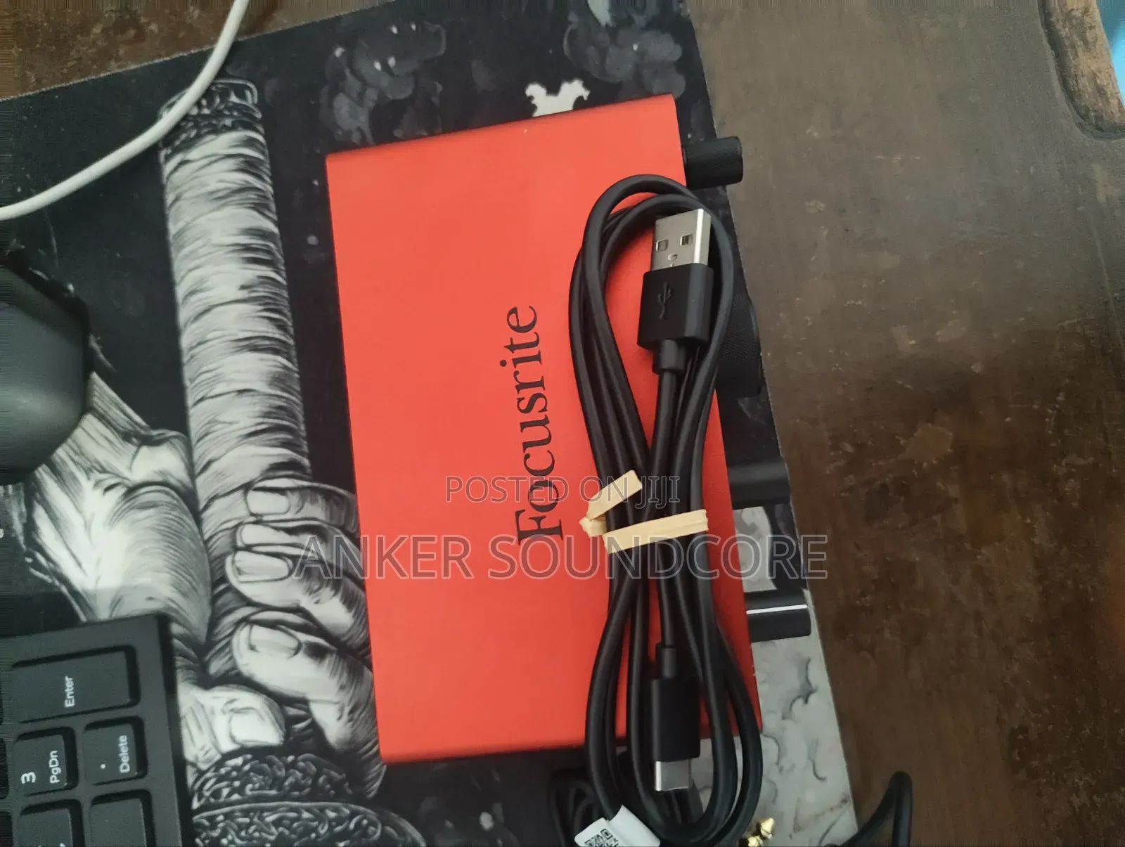 Focusrite Scarlett Solo 4th Generation Bundle (Studio)