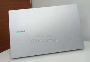 New Laptop Samsung Galaxy Book4 8GB Intel Core 5 SSD 512GB