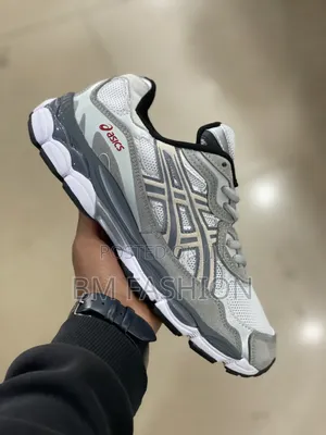 Asics Y2K Tech Runner