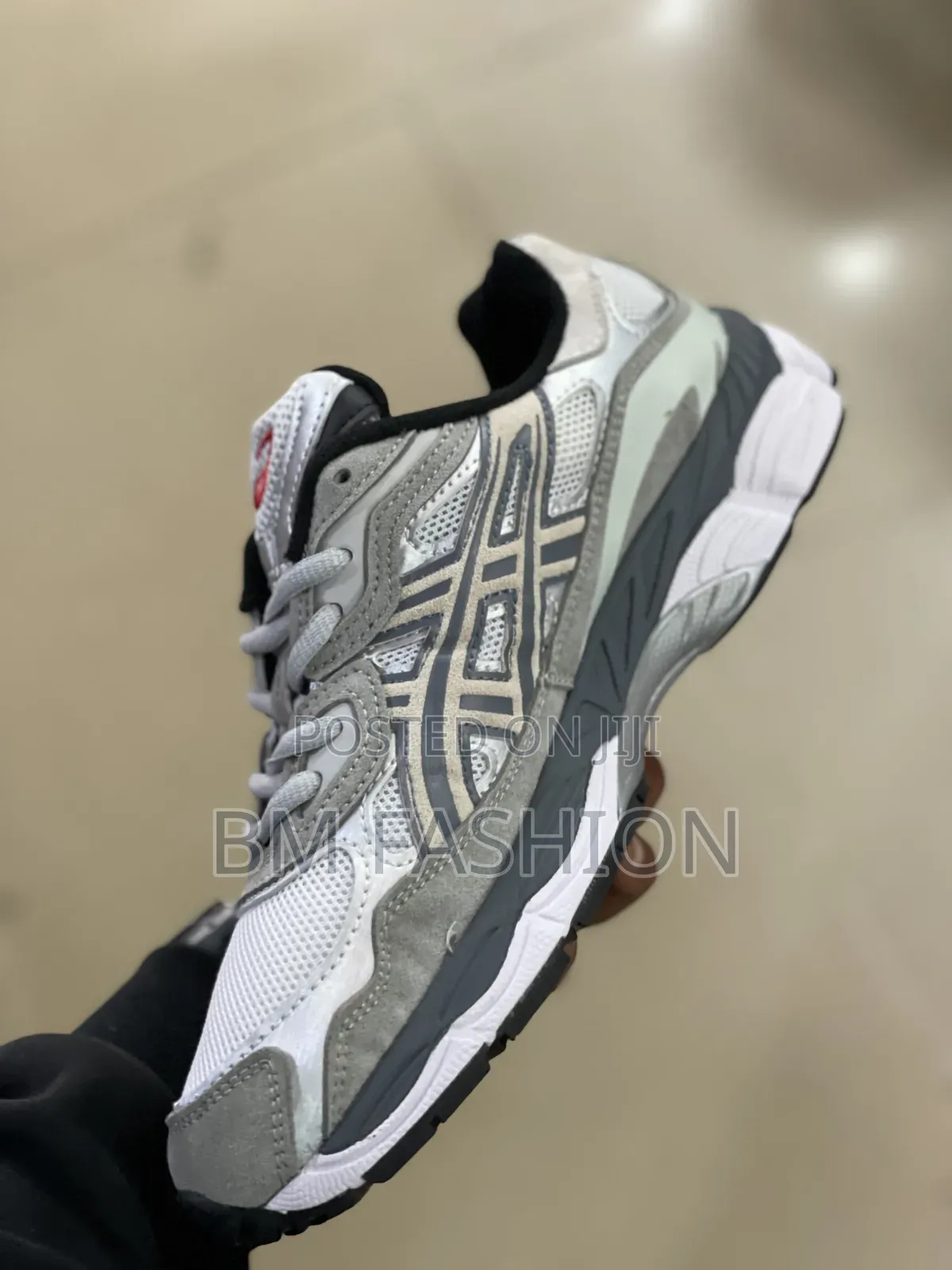 Asics Y2K Tech Runner