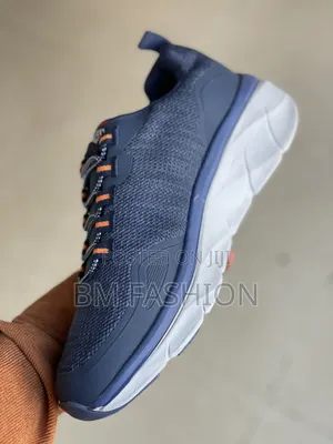 Skechers d'Luck Walker (Max Comfort)