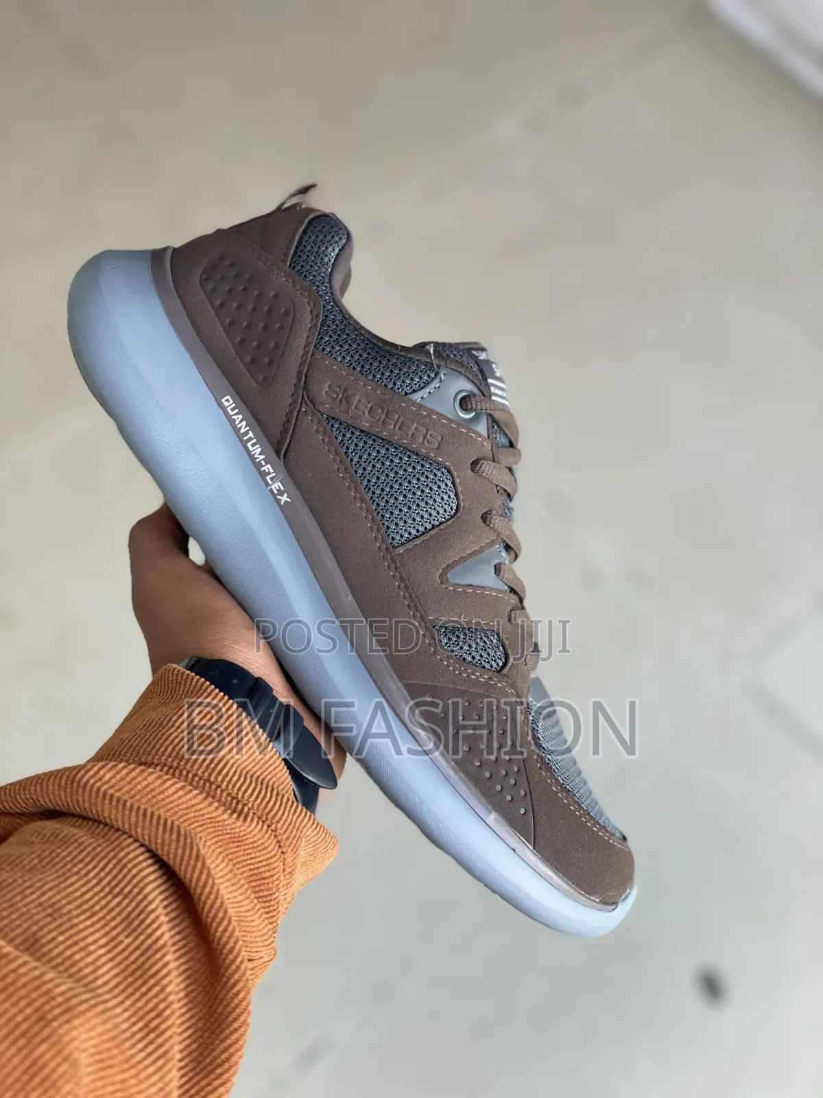 Skechers Max Comfort Sneakers