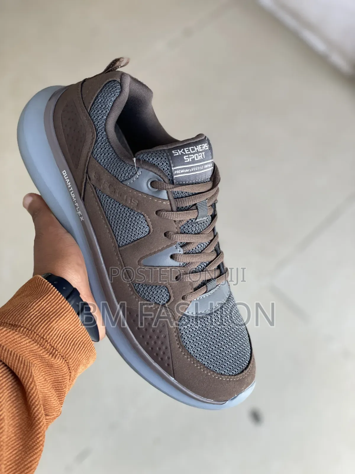 Skechers Max Comfort Sneakers