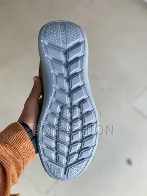 Skechers Max Comfort Sneakers