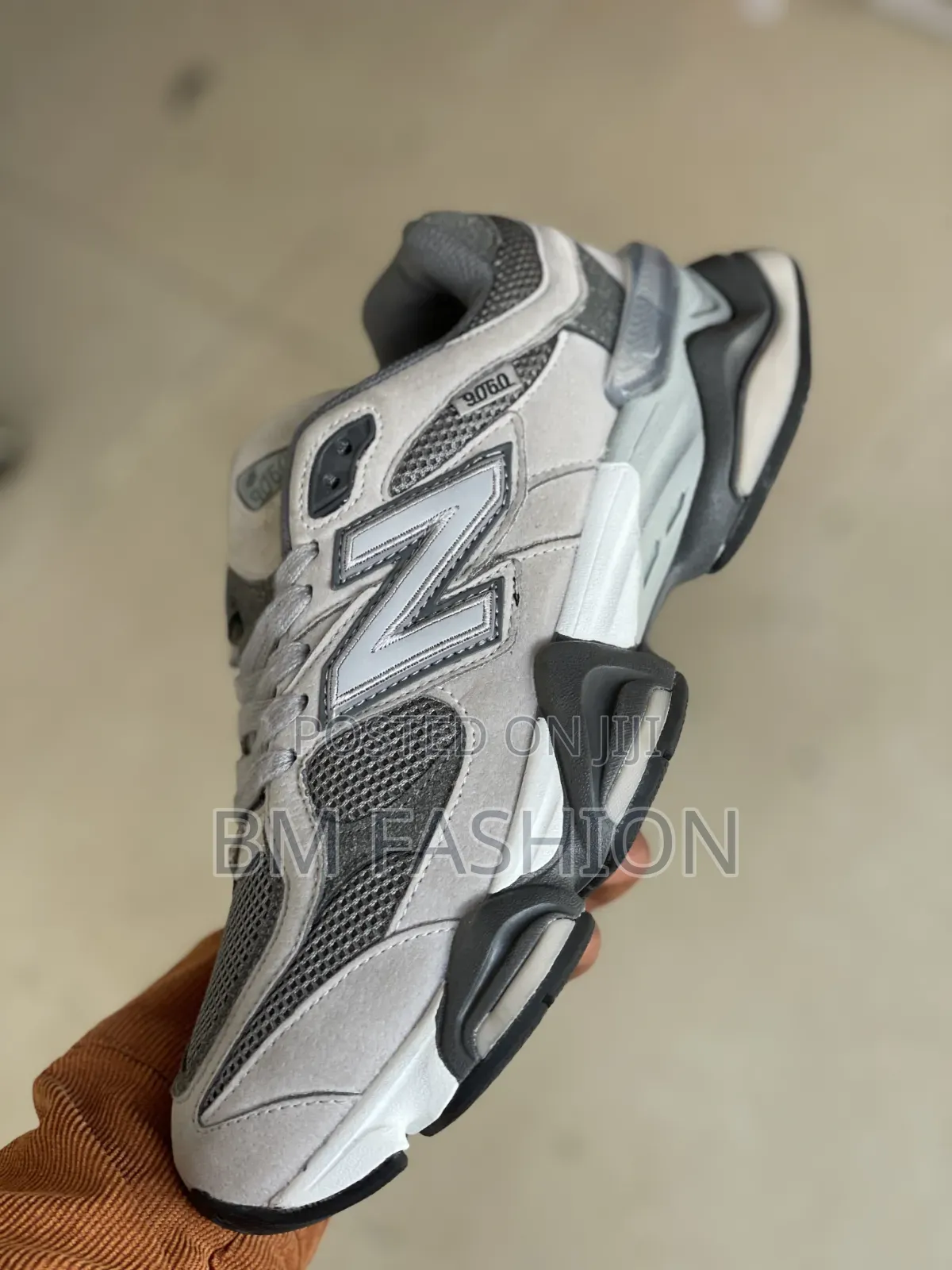 New Balance 9060 Light Grey
