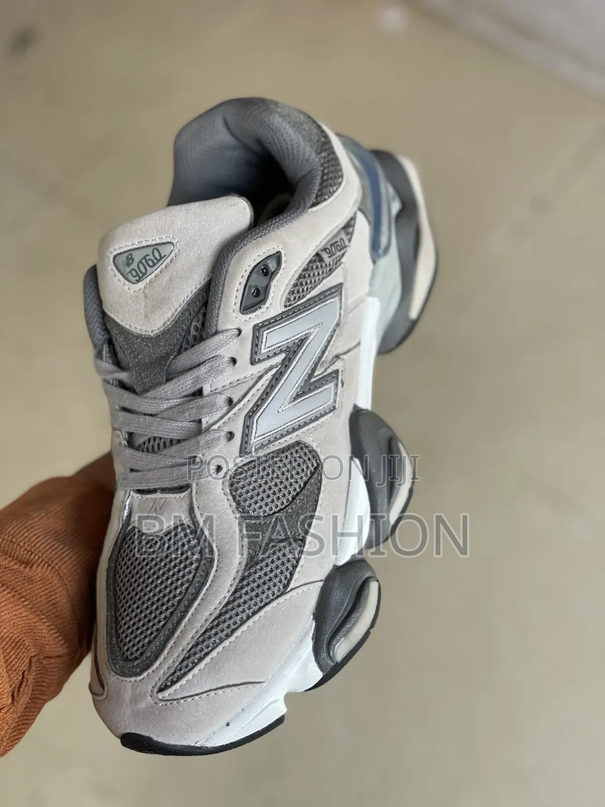 New Balance 9060 Light Grey