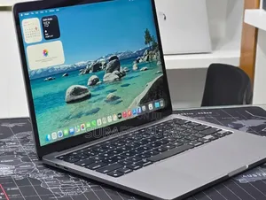 New Laptop Apple MacBook Pro 2022 M2 16GB Apple M2 SSD 512GB
