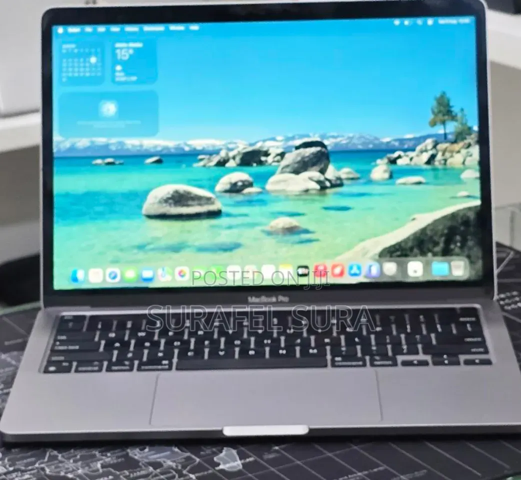 New Laptop Apple MacBook Pro 2022 M2 16GB Apple M2 SSD 512GB
