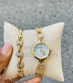 Women's Watch With Bracelet የሴት ሰአት ከብራስሌት ጋር