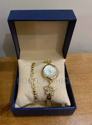 Women's Watch With Bracelet የሴት ሰአት ከብራስሌት ጋር