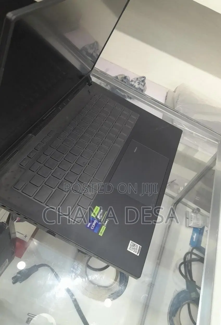 New Laptop Asus 16GB Intel Core i9 SSD 1T